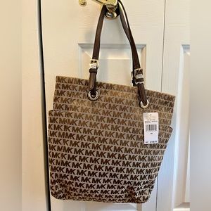 NWT Michael Kors Signature Logo Shoulder/Tote Bag